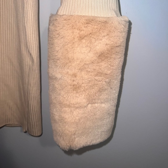 Fur trim Y2K winter dress - Picture 5 of 5